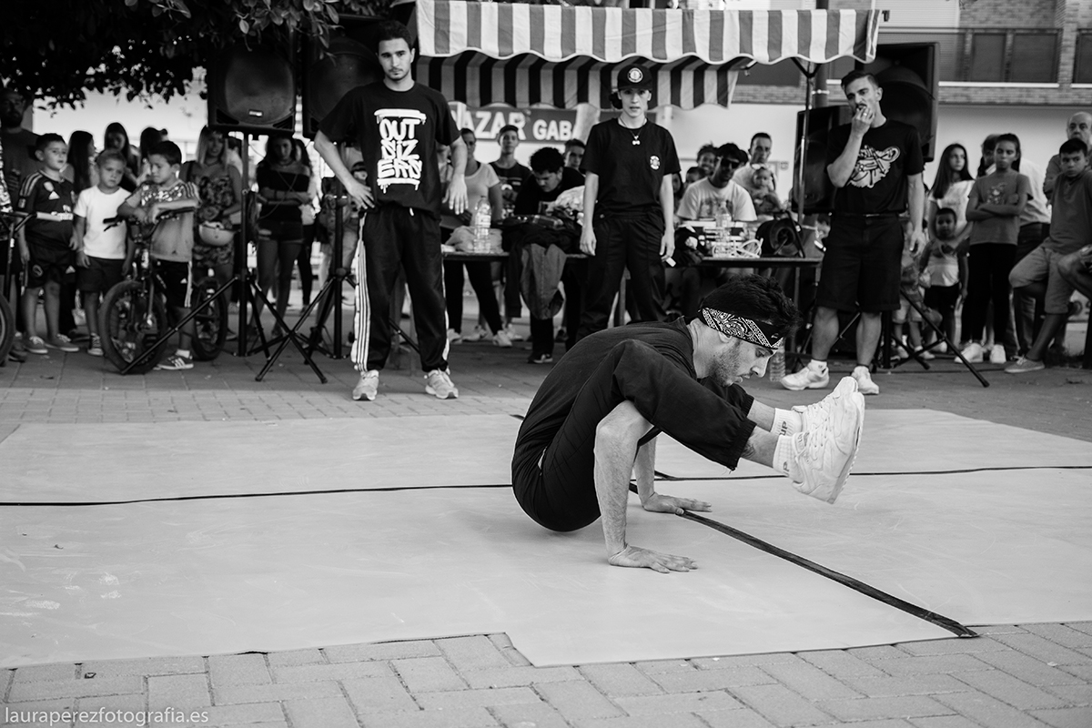 BREAK DANCE